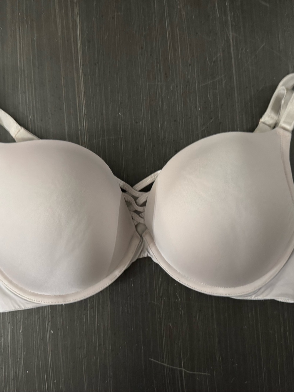 Torrid Curve 38DD Beige T-Shirt Bra Strappy Front Underwire Lightly Padded